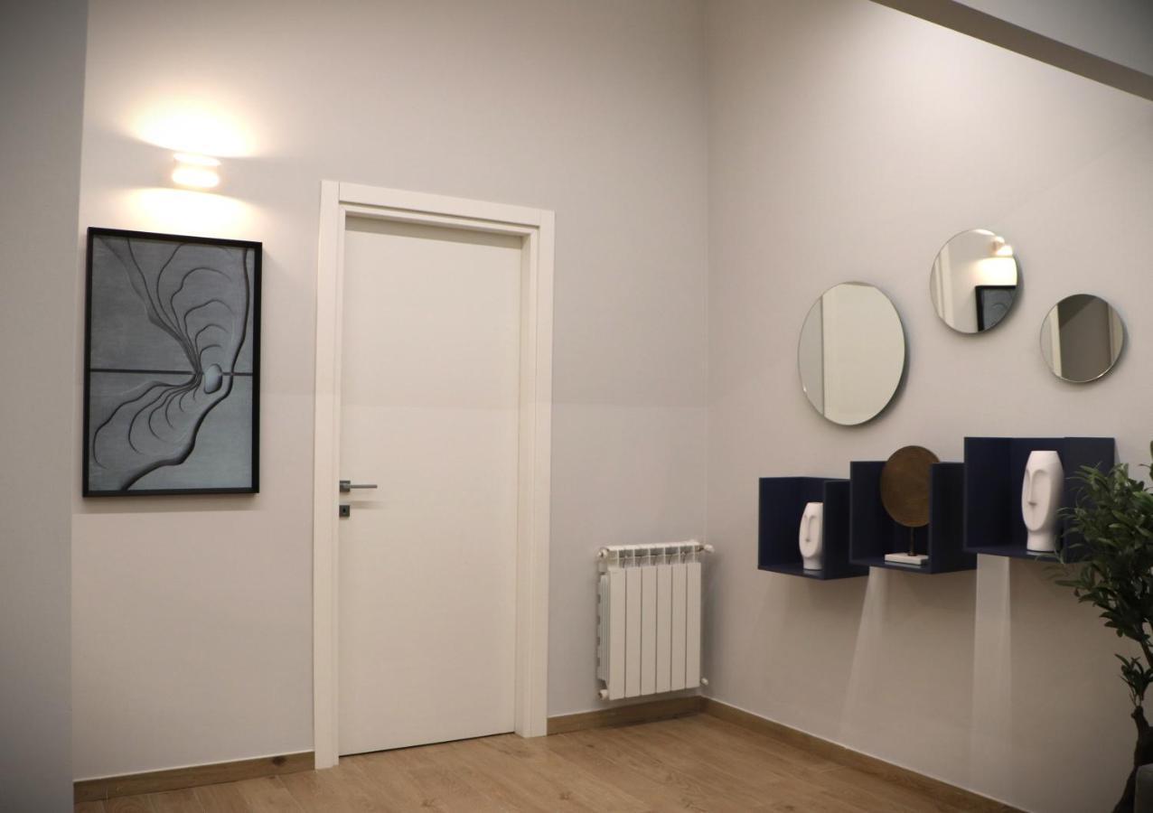 Ioletta House Apartment คาตาเนีย ภายนอก รูปภาพ