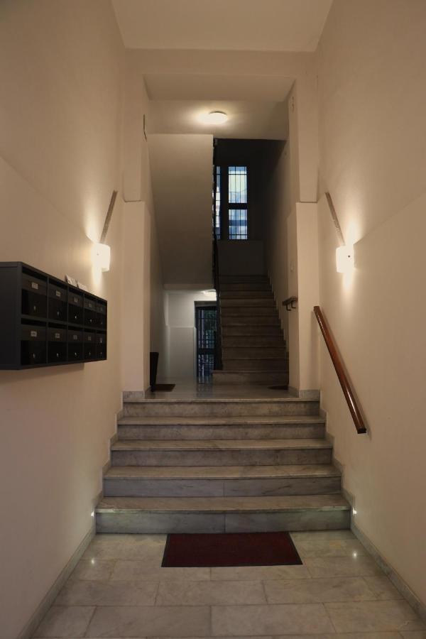 Ioletta House Apartment คาตาเนีย ภายนอก รูปภาพ
