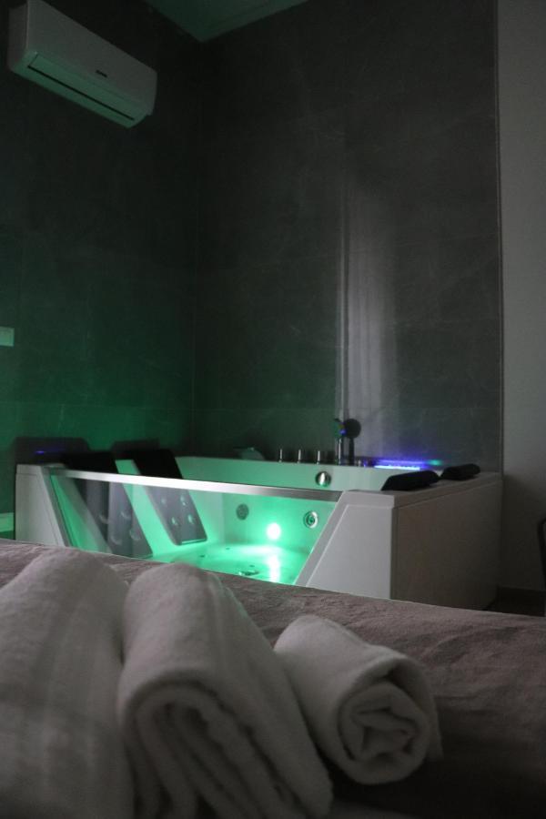 Ioletta House Apartment คาตาเนีย ภายนอก รูปภาพ