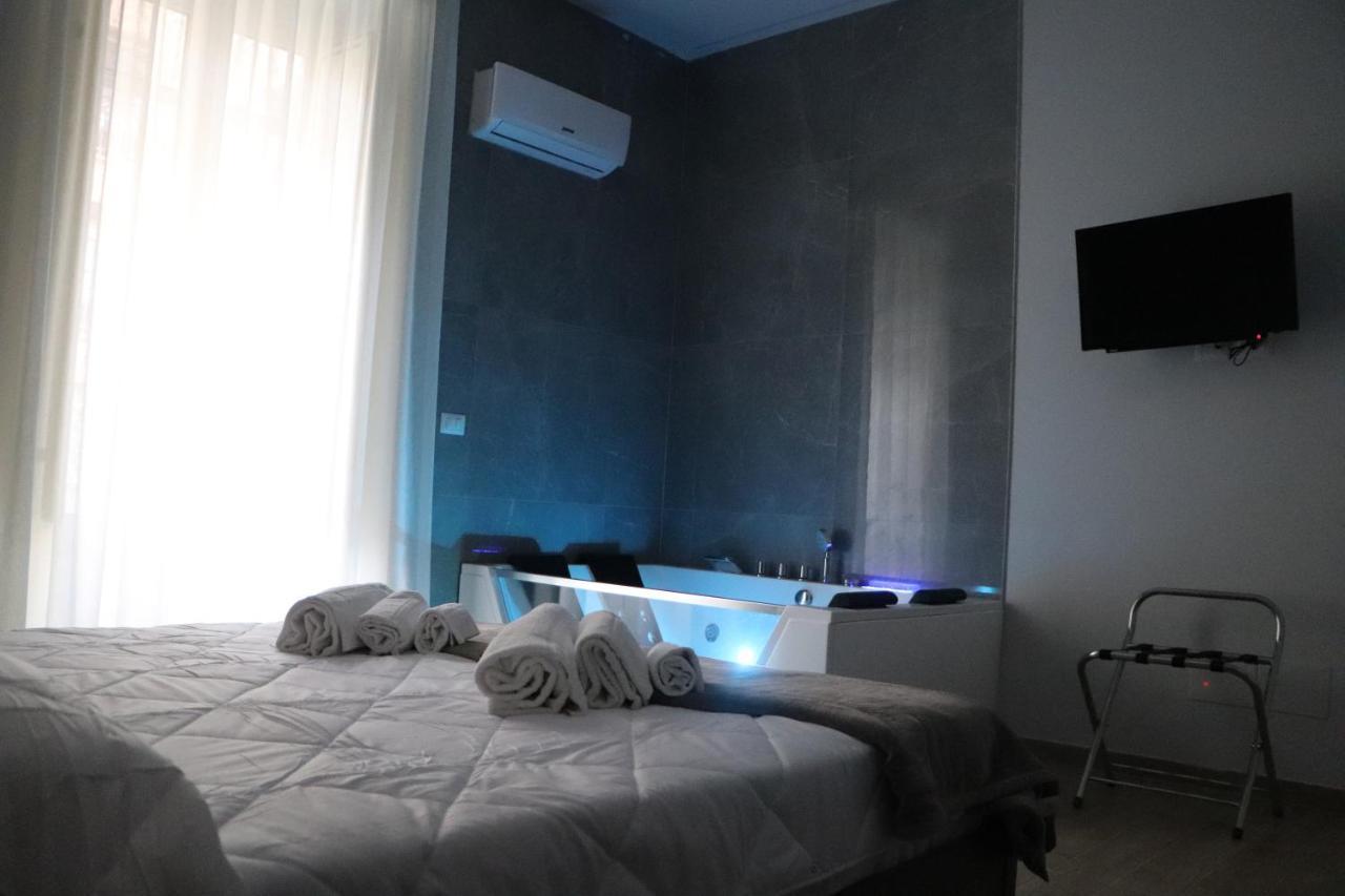 Ioletta House Apartment คาตาเนีย ภายนอก รูปภาพ