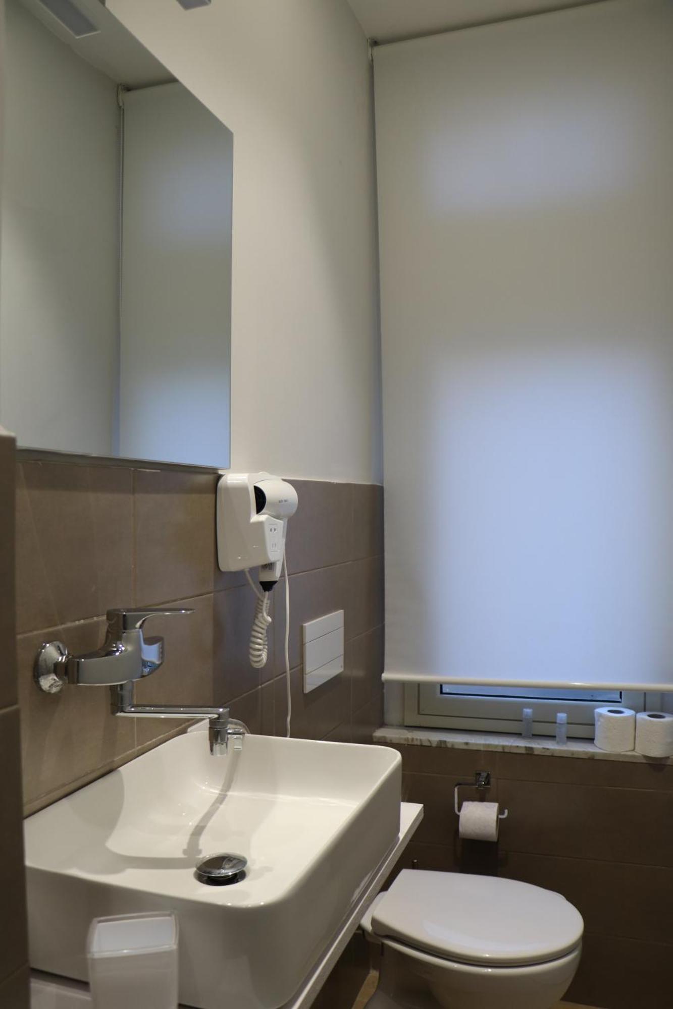 Ioletta House Apartment คาตาเนีย ภายนอก รูปภาพ