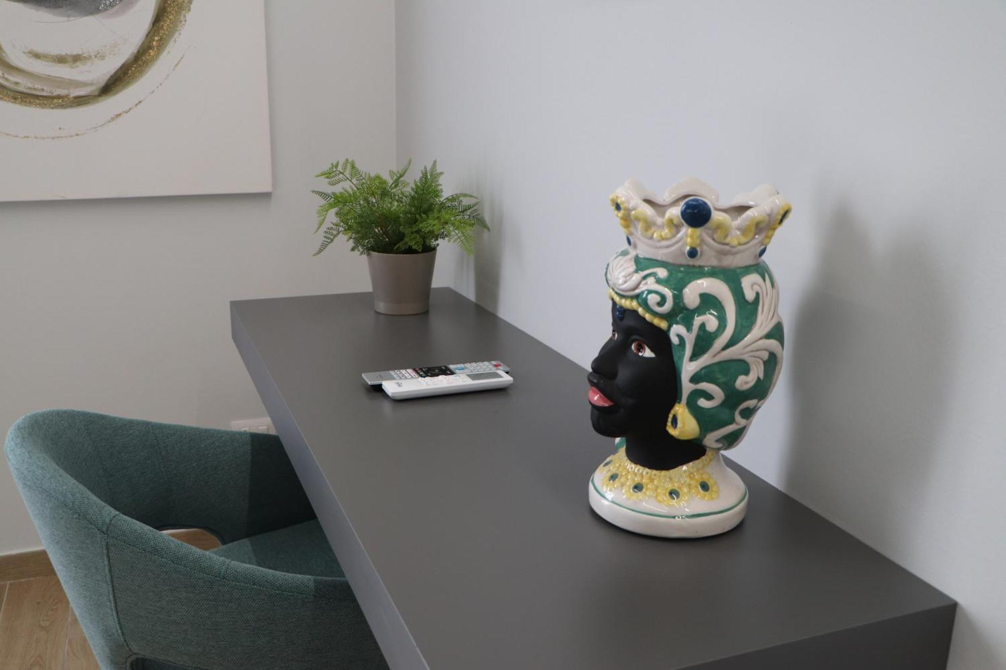 Ioletta House Apartment คาตาเนีย ภายนอก รูปภาพ